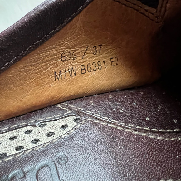 Born Womens Loafers Shoes Brown Leather Slip On Low Heel Moc Toe Stitching 6.5 - Picture 8 of 10